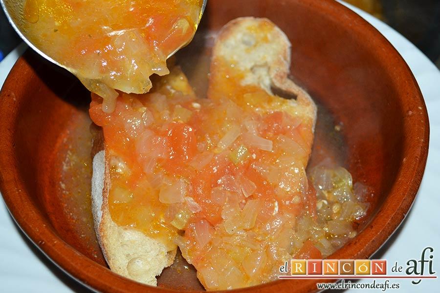 Acquacotta, servir encima la sopa