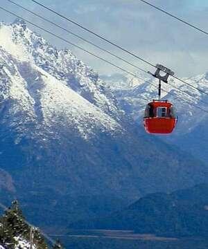 conocé el cerro otto y la confitería giratoria