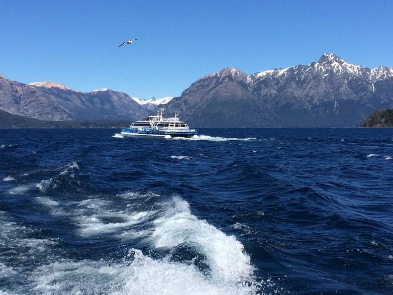 navegación lago nahuel huapi