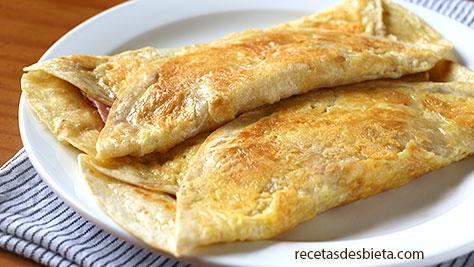 desayuno rápido con tortillas de trigo