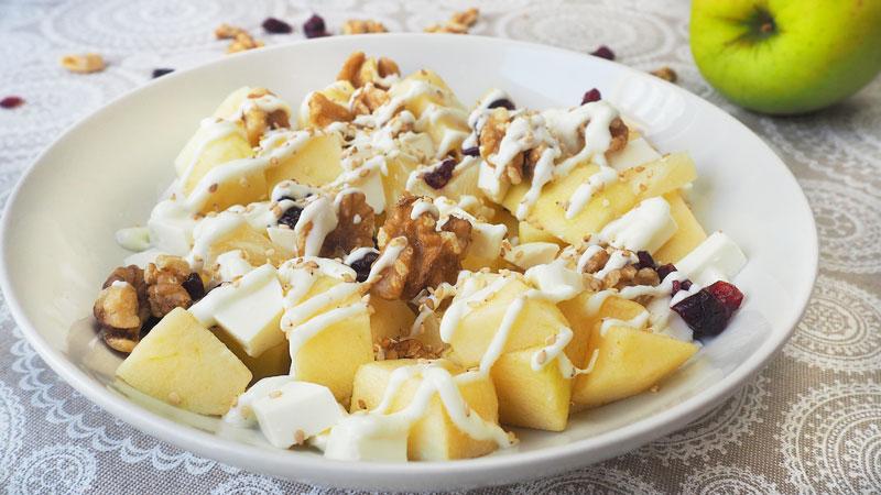 como se hace la ensalada de manzana y piña