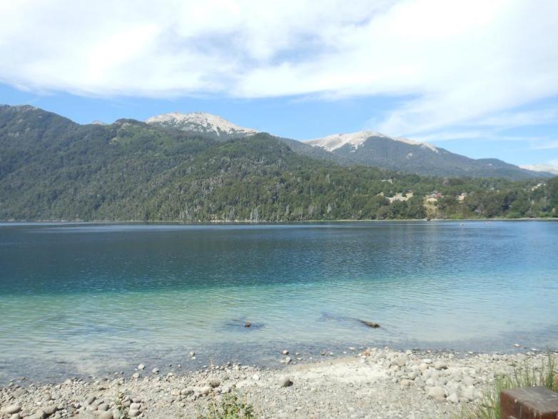 lago correntoso villa la angostura