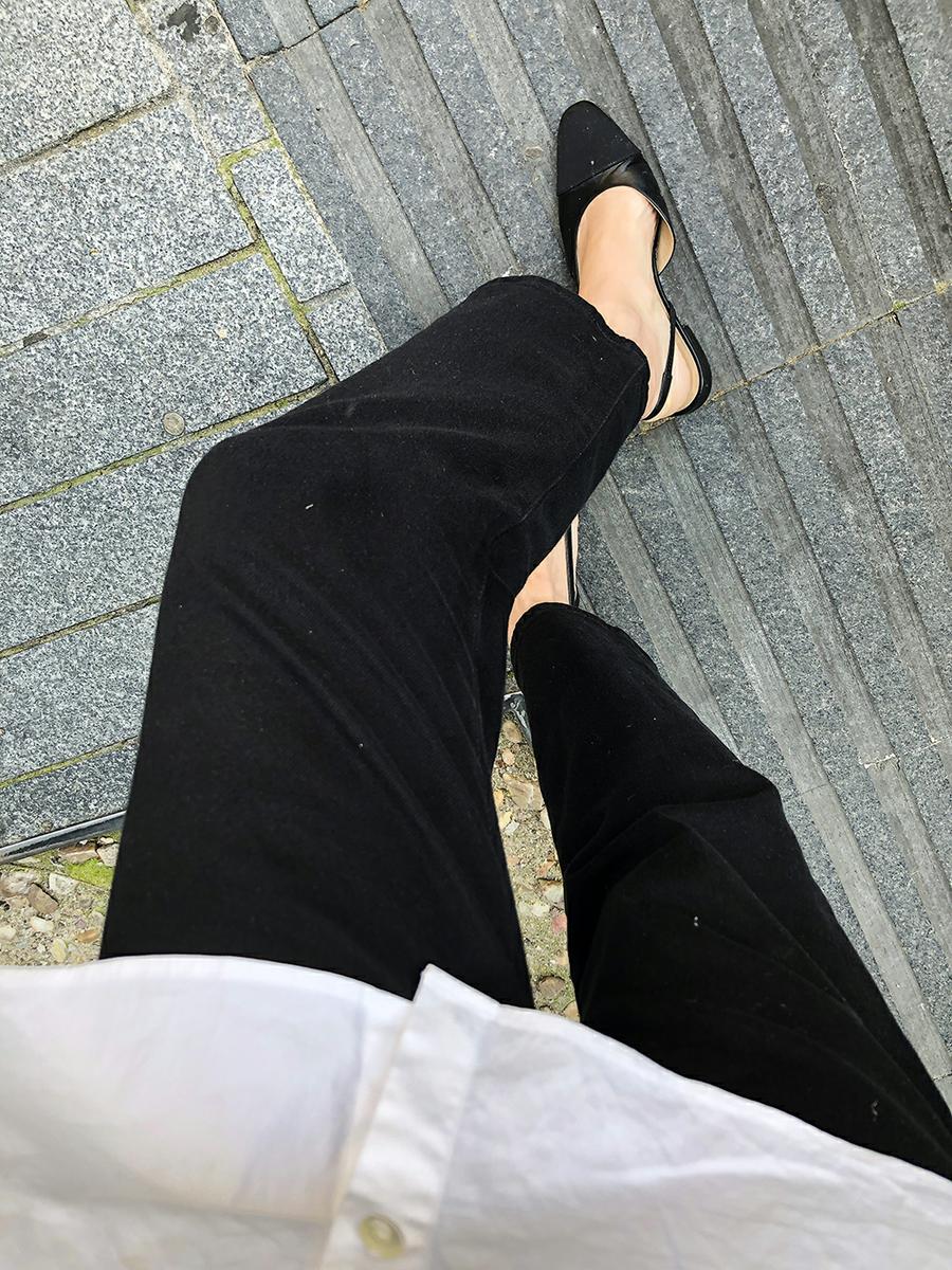 Trini | The Row shirt Chanel slingback