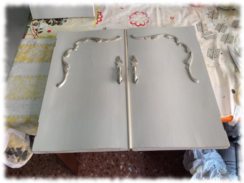 Mesita de noche reciclada. Detalles y remates.