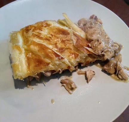 Chicken pie (pastel de pollo)