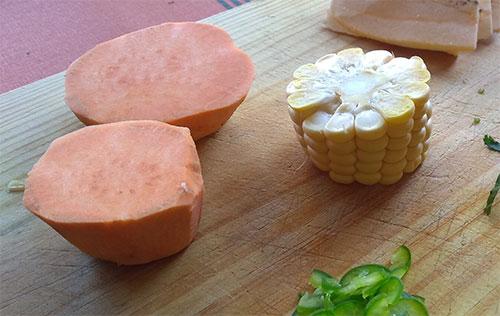 Guarnición para ceviche de gambones