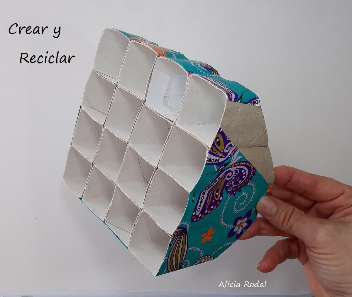 Organizador de escritorio con TUBOS DE CARTÓN del papel higiénico SÚPER FÁCIL. Cómo hacer un organizador de escritorio con tubos de cartón de papel de baño. Fácil, sencillo, rápido, económico, práctico y funcional. 