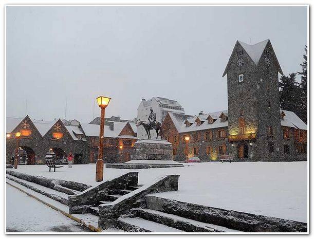 centro civico de bariloche en invierno