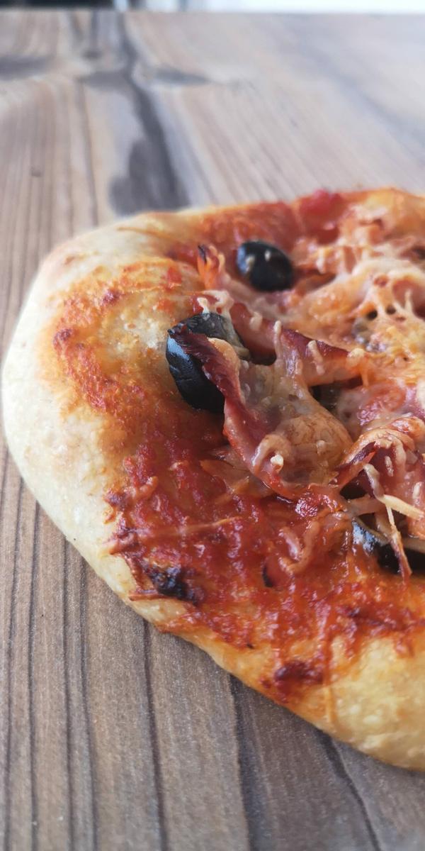 pizza con masa madre