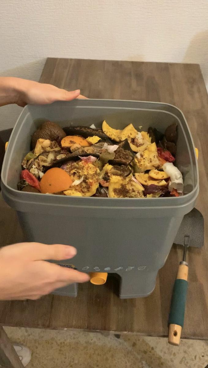 6. El cubo ya está lleno.