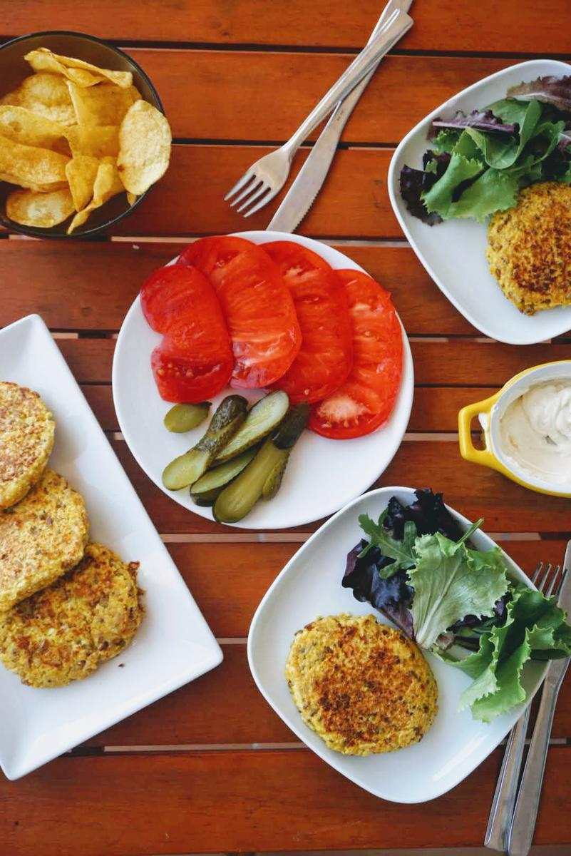 hamburguesas de coliflor y quinoa