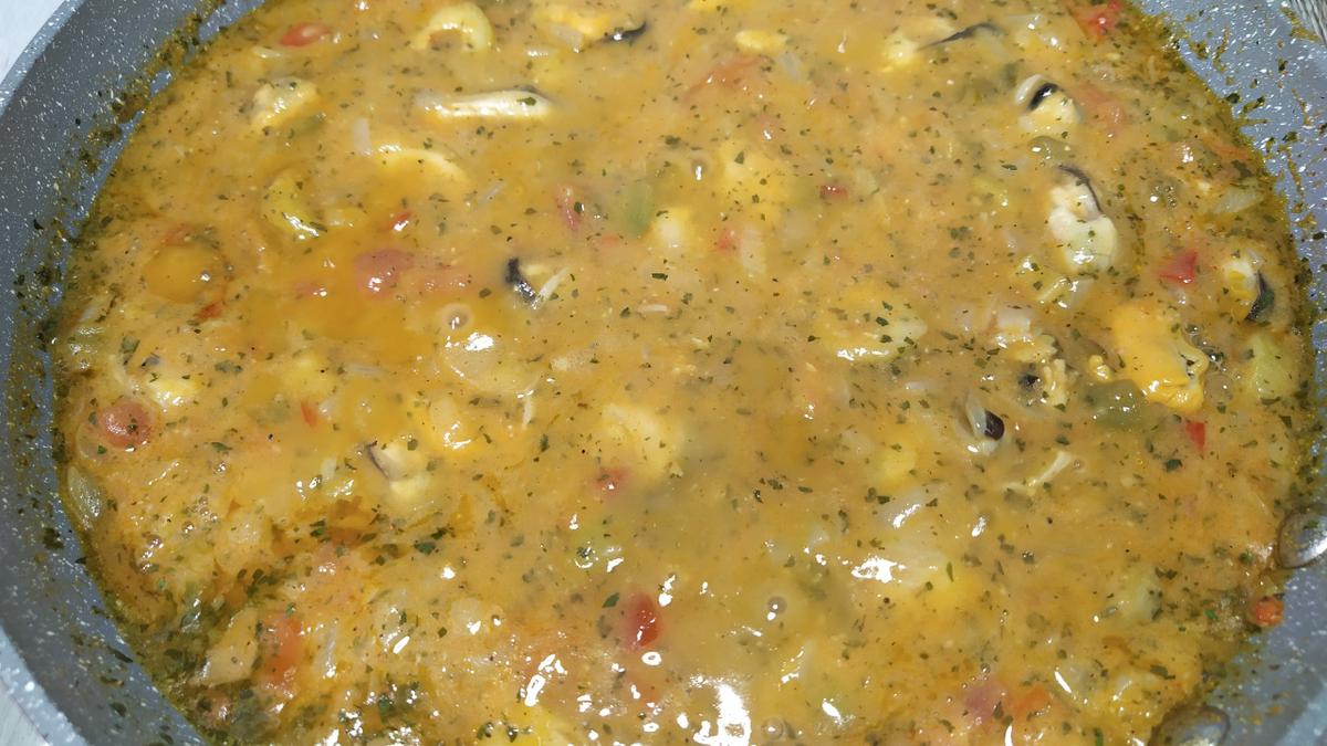 mejillones a la marinera