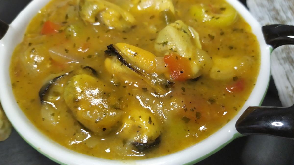 mejillones a la marinera