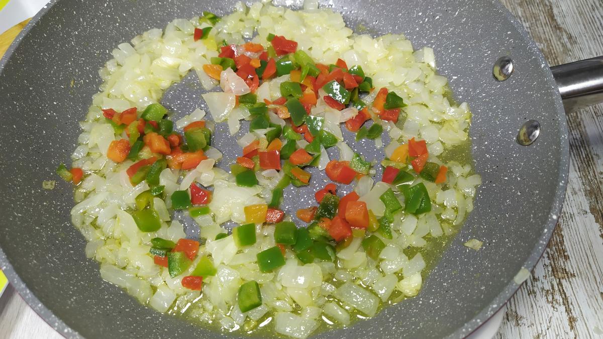 mejillones en salsa marinera