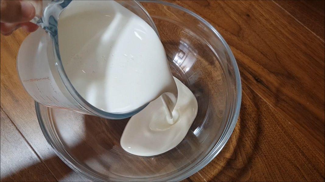 Helado de vainilla y licor 43