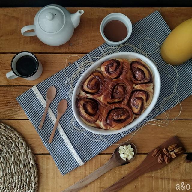 Rollitos de chocolate al estilo "cinnamon rolls"
