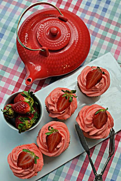 Cupcake De Cava Y Fresas 5