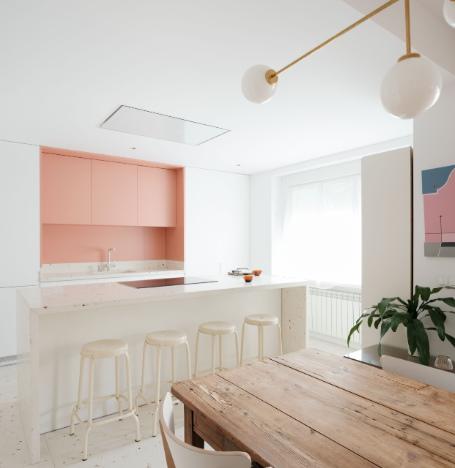 cocina rosa y blanco