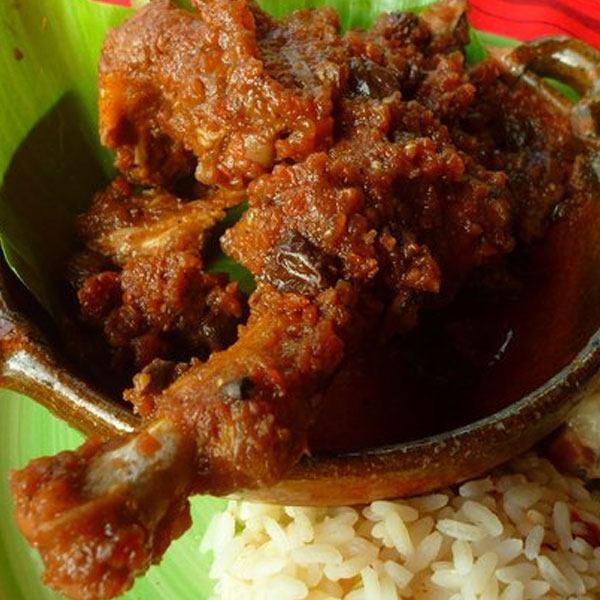 Gallo en Chicha Guatemalteco