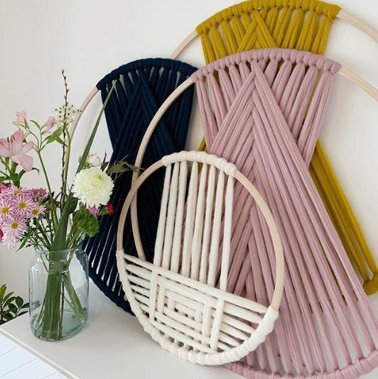 5_DIY_dar_toque_primaveral_hogar_aros_lana_algodón-02