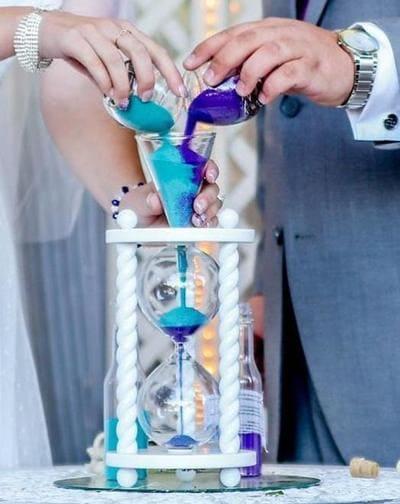 como es la ceremonia de las arenas