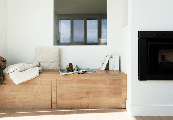 decoralinks | reforma atico - banco con almacenaje hecho a medida