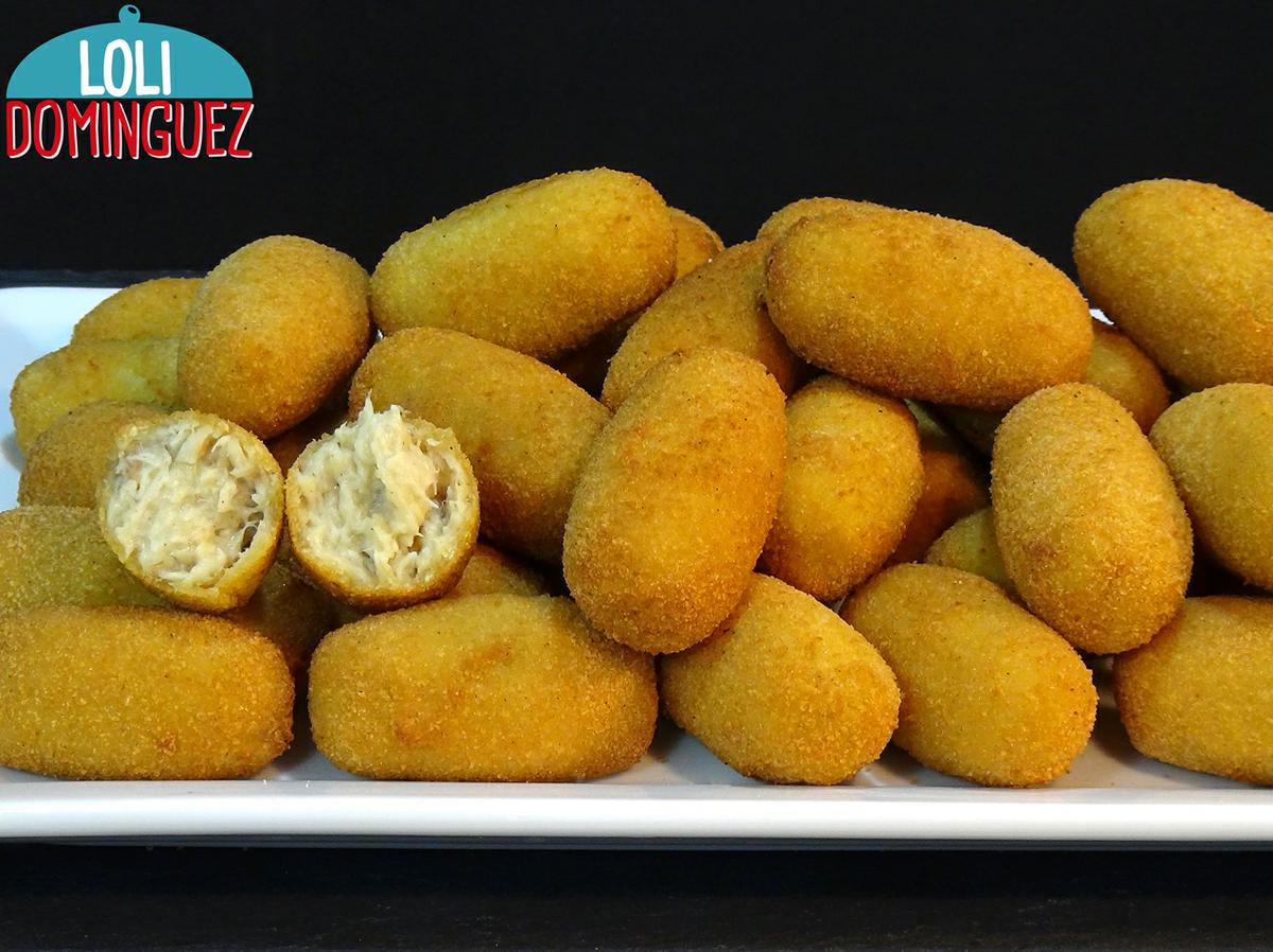 CROQUETAS DE POLLO ASADO, CREMOSAS POR DENTRO Y CRUJIENTES POR FUERA. Las croquetas en sí mismas son un mundo de sabores, en esta ocasión las he preparado con pollo asado que le aporta un sabor delicioso