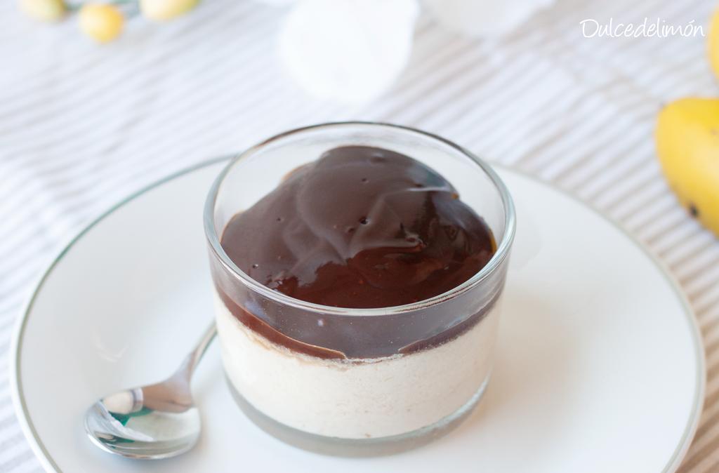 Mousse de plátano con un toque de chocolate al café