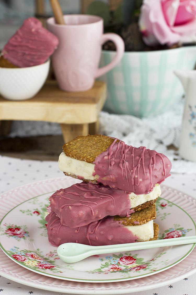 MaxiBon Pantera Rosa el capricho delicioso de nuestra infancia helado