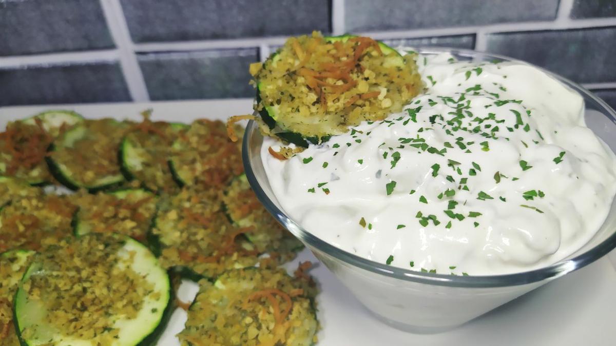 CALABACÍN CRUJIENTE CON TZATZIKI