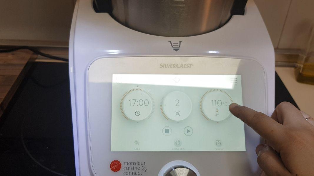 Atún en salsa de pistachos