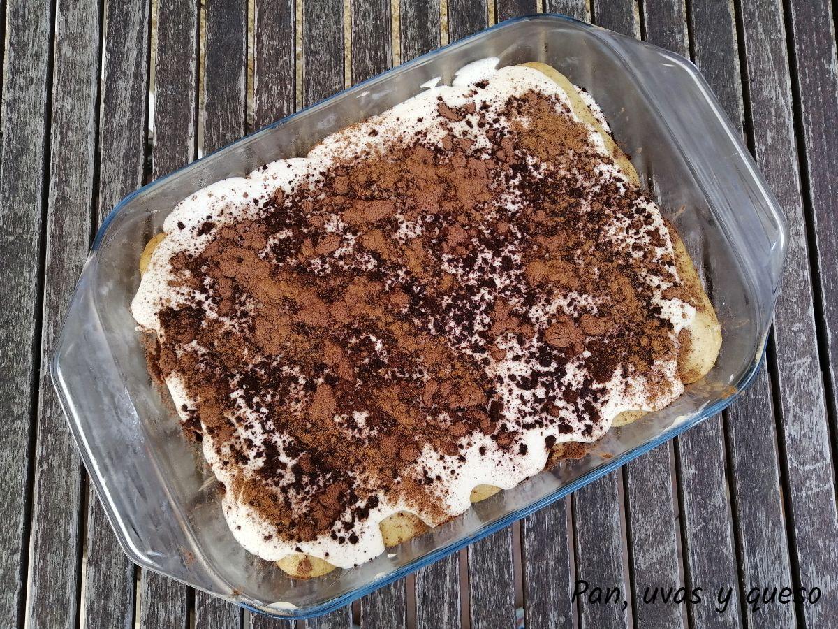 tiramisu thermomix - pan uvas y queso 