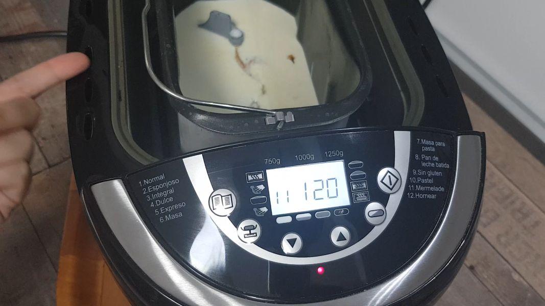 crema o salsa de toffee en panificadora