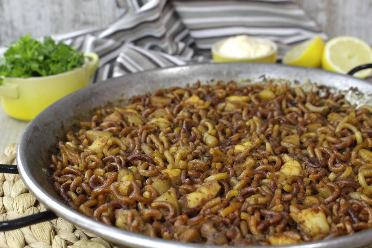 Fideuá de sepia y gambas