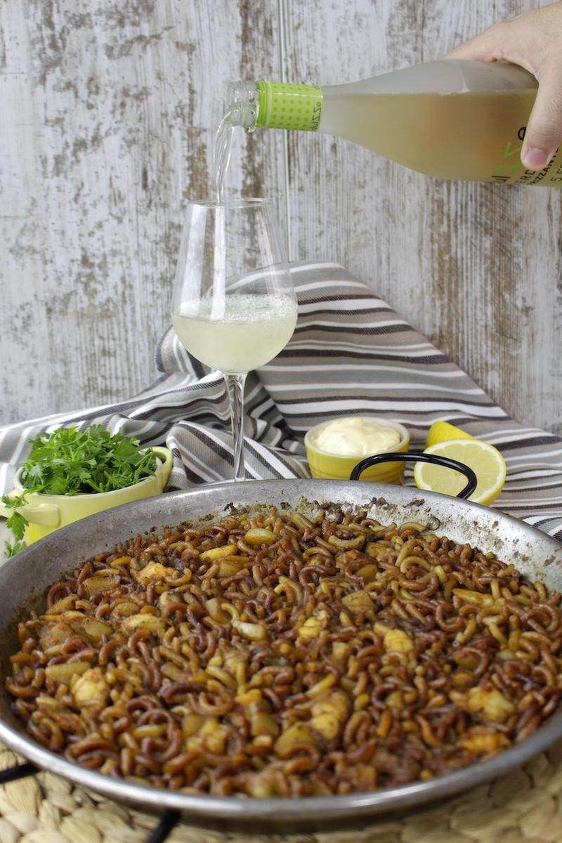 Fideuá de sepia y gambas