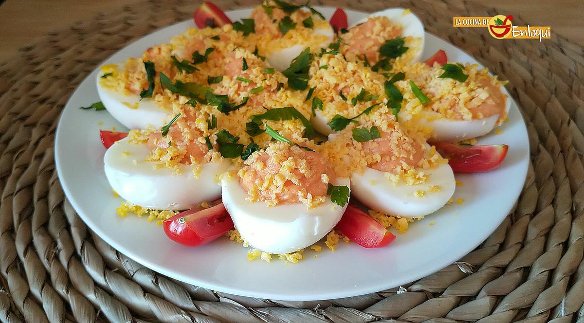 Huevos cocidos rellenos con solo 2 ingredientes