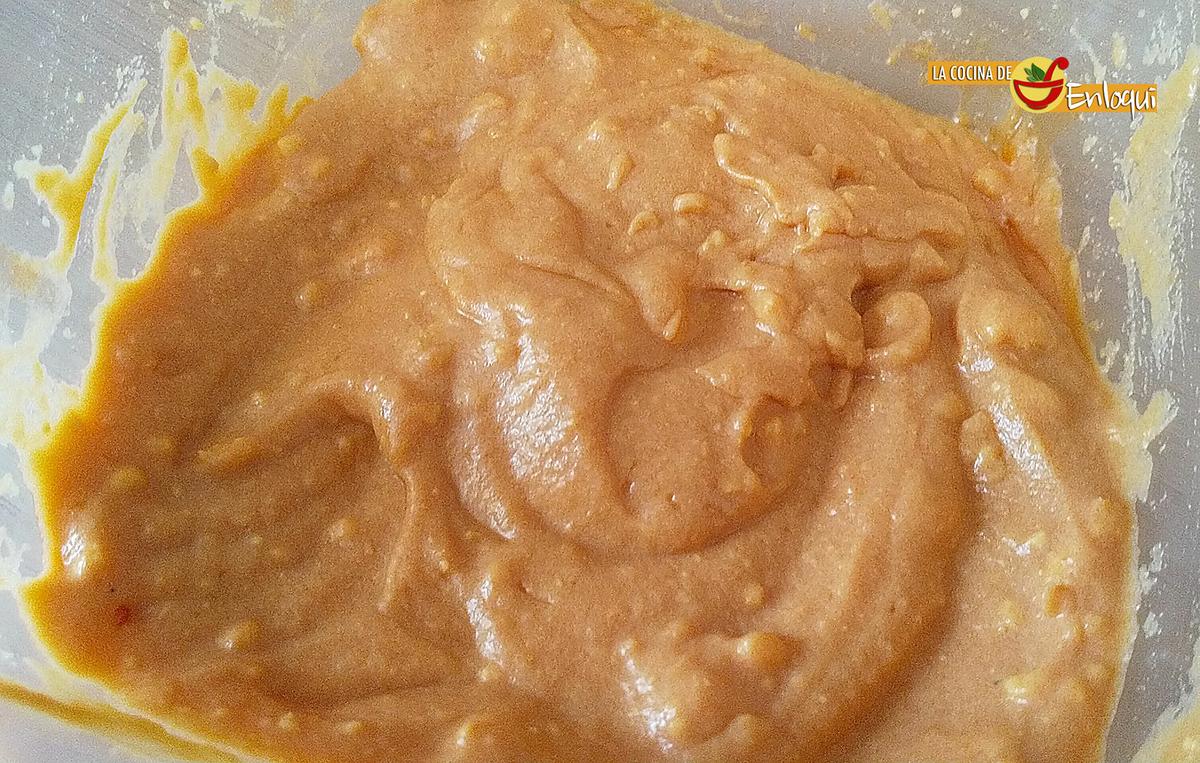 Huevos cocidos rellenos con solo 2 ingredientes