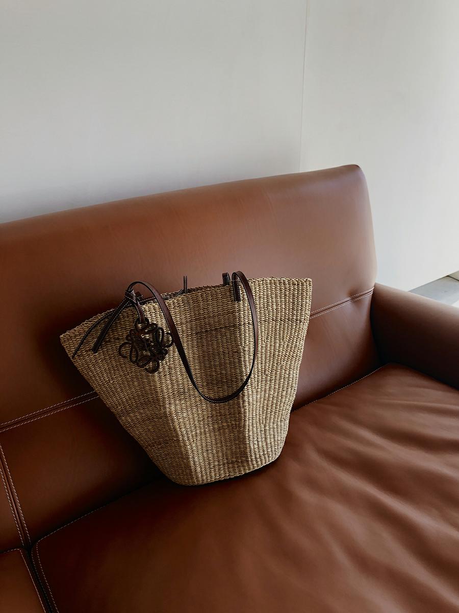 Trini | Loewe Shell Basket bag