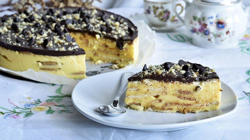  tarta de galletas con flan y cobertura de chocolate o tarta de la abuela
