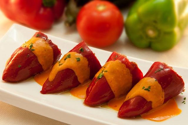 Portada pimientos rellenos de jamón ibérico