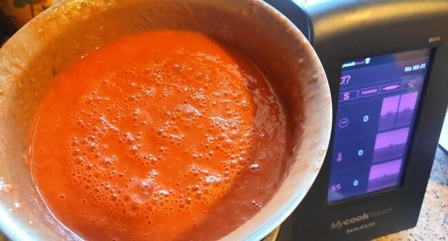 Receta de gazpacho hecho con Mycook