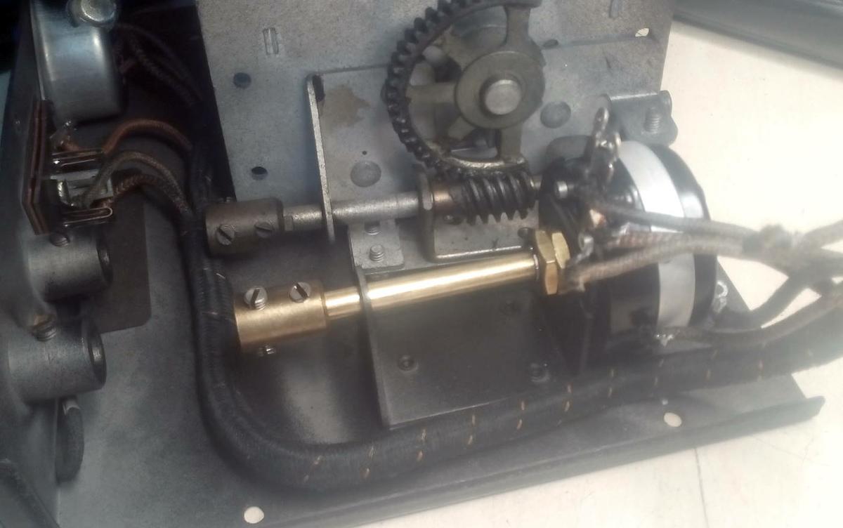 Reparación Potenciómetro radio antigua - Autoradio Philco mod 7 - pic25