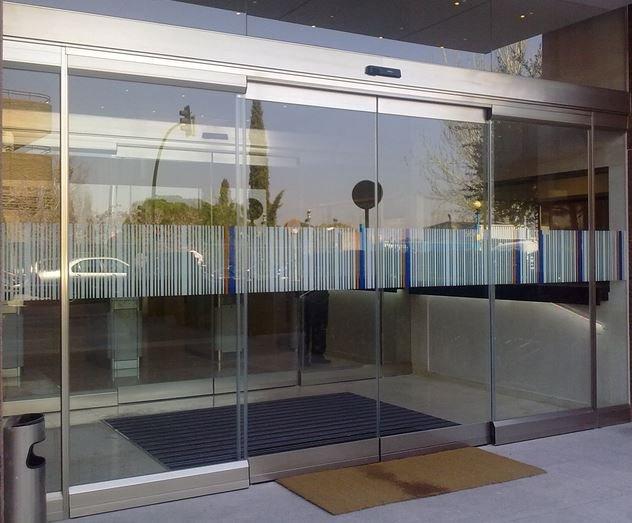 puerta corredera cristal