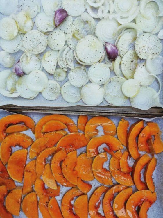 Ensalada de calabaza asada y cebollas asadas