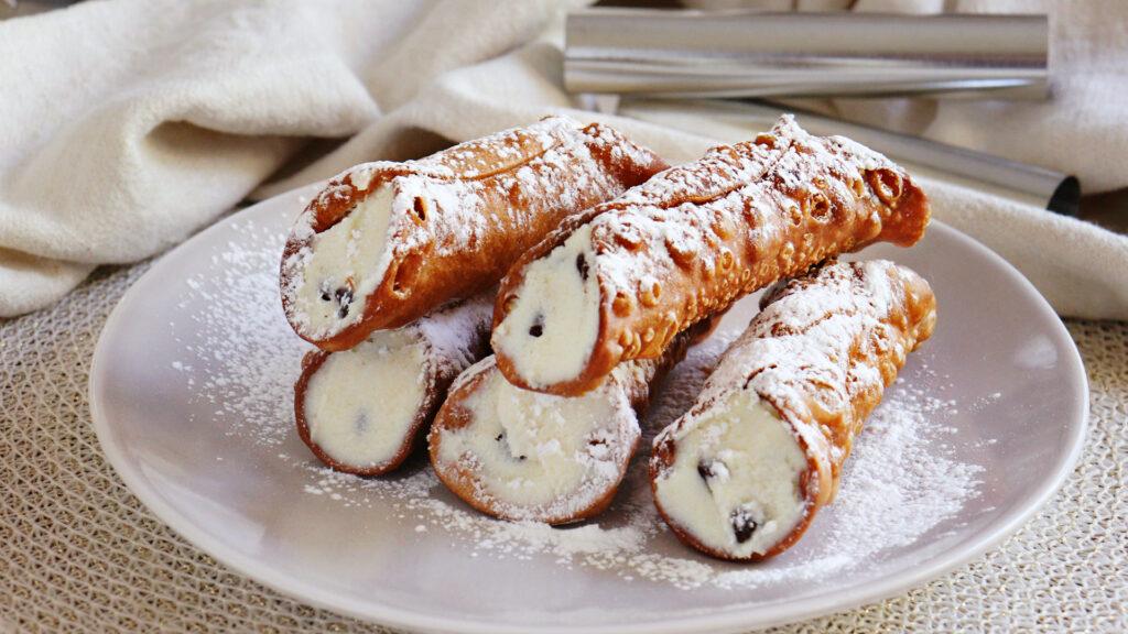 cannoli siciliano ricotta cannolo dulce