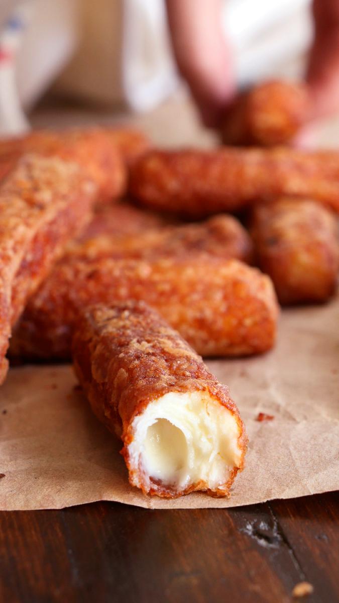 halloumi fries cheese queso juan grande