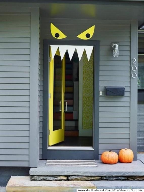 decoraciones para puertas en halloween