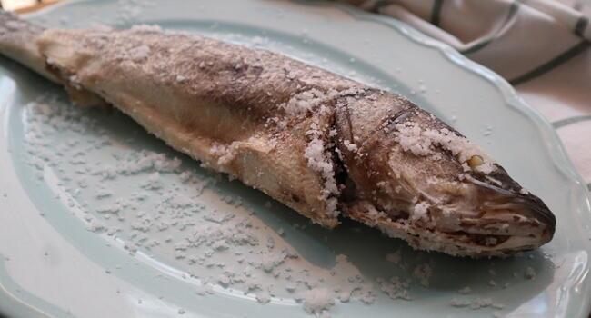 Ya tenemos preparado el menú completo de lubina a la sal al vapor receta sana