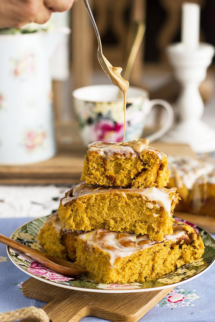 Cinnamon Rolls Carrot Cake la receta más perfecta del mundo