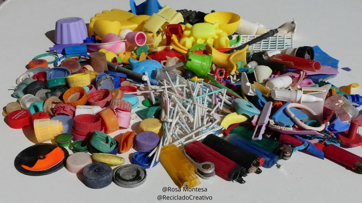 Limpieza de playa, plásticos encontrados